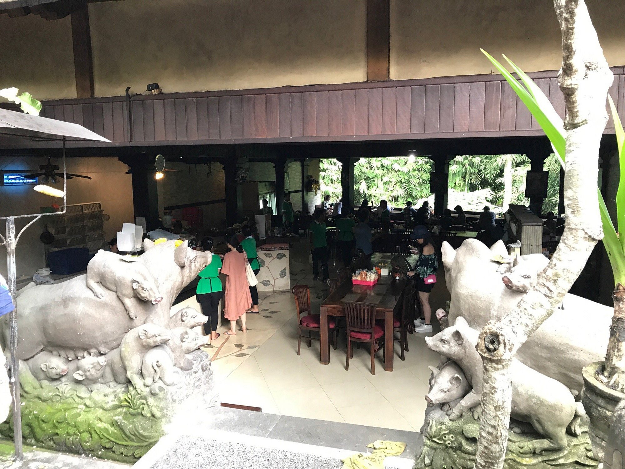 Warung Babi Guling